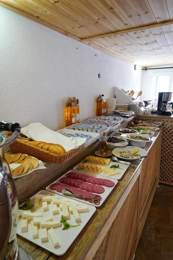 Mucho Boutique Hotel 博德鲁姆